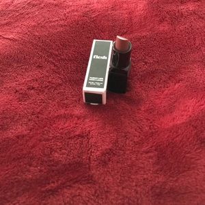 Flesh💄-Color Hungry